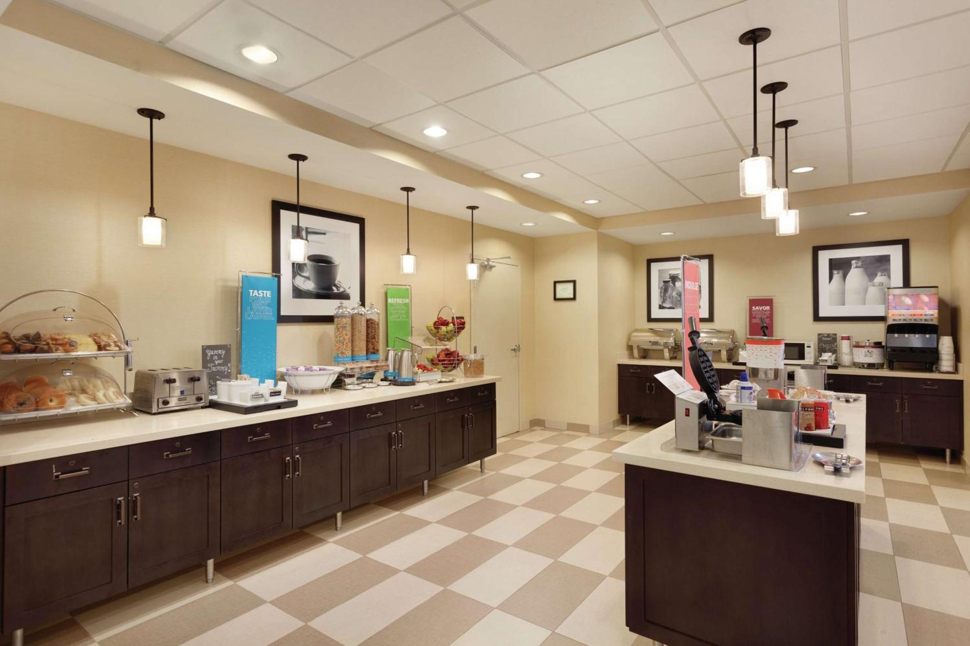 North Wales Hampton Inn & Suites Philadelphia Montgomeryville מראה חיצוני תמונה